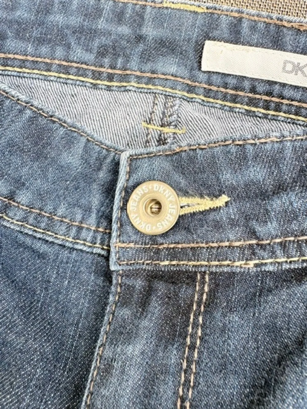 Y2K DKNY Dark Blue Denim Jeans Wide Leg excellent condition womens size 4 HEMMED